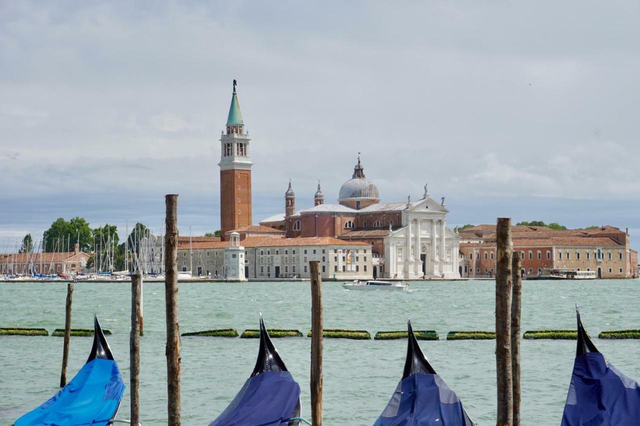 Veneziacentopercento Alle Ancore Apartment Exterior photo